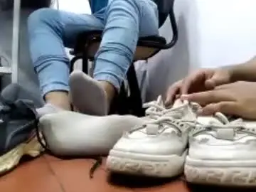 Chaturbate Sex Chat of waltherfeet_