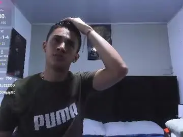 Chaturbate Nude Webcam of adam_walker_1