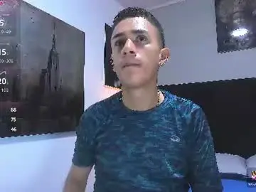 Chaturbate Free Porn Cam of adam_walker_1