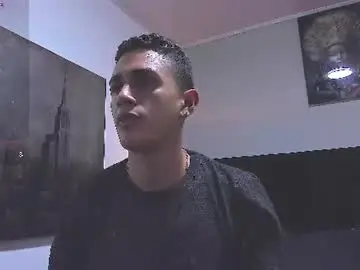 Chaturbate Free Porn Cam of adam_walker_1