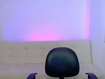 Chaturbate Sex Cam of adrian_morelli