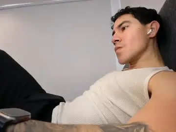 Chaturbate Adult Video Chat of andresjuan92