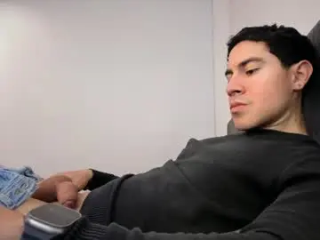 Chaturbate Live Sex Cam of andresjuan92