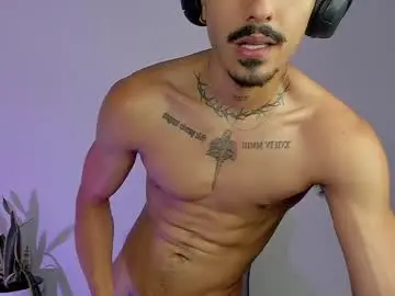Chaturbate Live Sex of lukeetaylor_