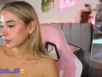 Chaturbate Free Porn Cam of nallah__