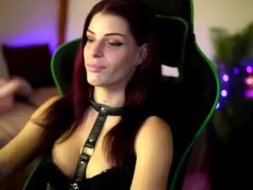 Chaturbate Live Sex of stella_shock