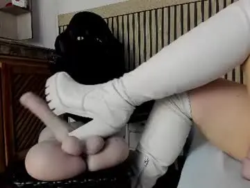 Chaturbate Live Sex of madame_ibby