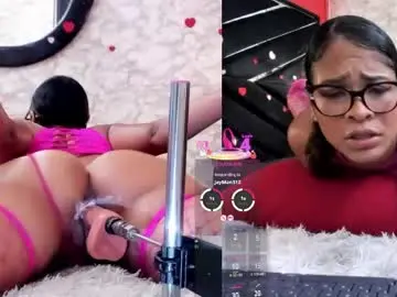 Chaturbate Live Sex Cam of ivisbouncyass