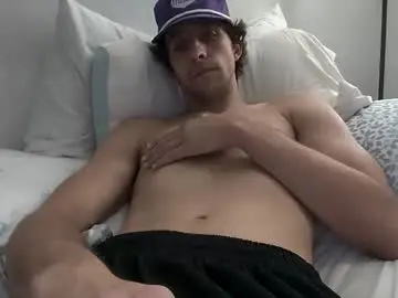 Chaturbate Live Sex Cam of youknowwhoitis412