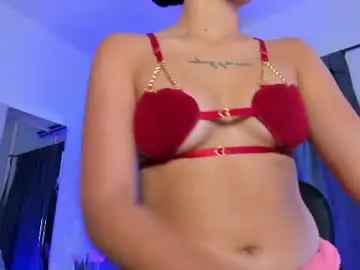 Chaturbate Sex Cam of carolinefyre