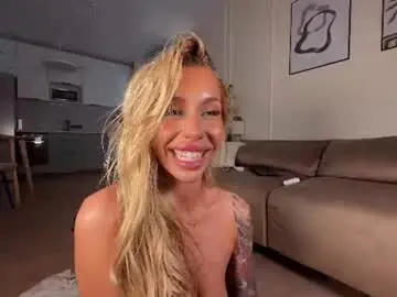 Chaturbate Best live sex cam show of creambaby1