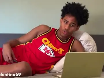 Chaturbate Watch Live Sex Cams of livewithlokkkki