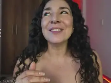 Chaturbate Live Sex Cam of maleficent_couple