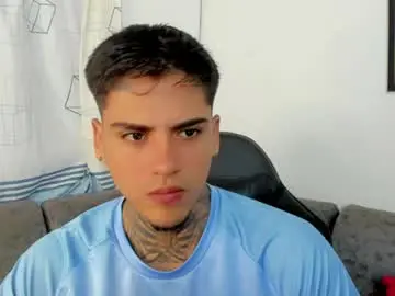 Chaturbate Watch Live Sex Cams of sweetlatinoboy