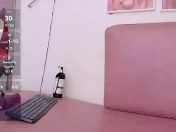 Chaturbate Live Porn of adele_latinlady