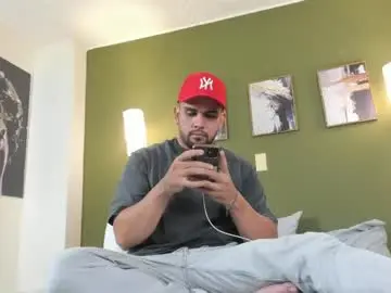Chaturbate Free Porn Cam of fatdick_1