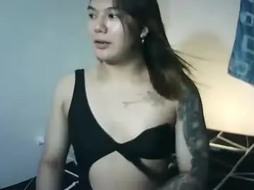 Chaturbate Live Sex Cam of xnaughtymilesx