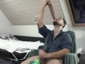 Chaturbate Nude Webcam of happycock_9inch