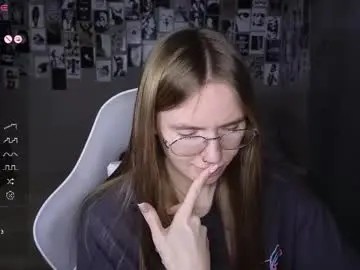 Chaturbate Adult Video Chat of littlevildevil