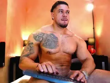 Chaturbate Adult Webcam of massimowalton2