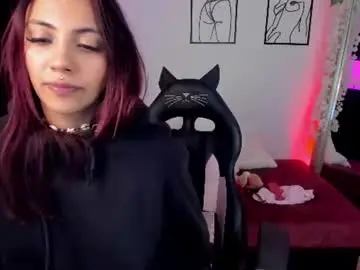 Chaturbate Best live sex cam show of skyssoul