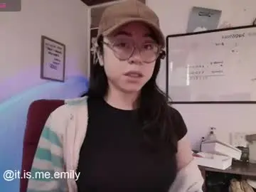 Chaturbate Live Porn of emily_pearl_
