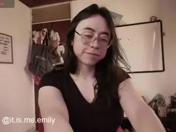 Chaturbate Live Porn of emily_pearl_