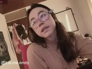 Chaturbate Adult Webcam of emily_pearl_