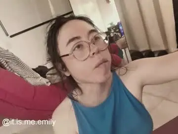 Chaturbate Watch Live Sex Cams of emily_pearl_
