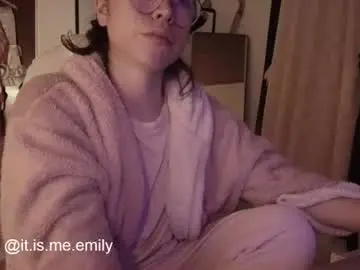 Chaturbate Watch Live Sex Cams of emily_pearl_