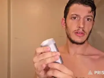 Chaturbate Live Sex Cam of hardselfsucker1