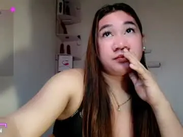 Chaturbate Live Sex of kiella69cum