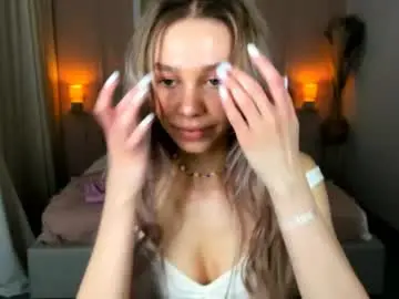 Chaturbate Live Sex Cam of lulualise