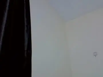 Chaturbate Live Sex of petite_melinda