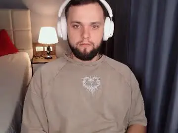 Chaturbate Live Sex Cam of chilly__willy