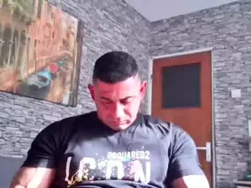 Chaturbate Adult Webcams of dominatemuscle
