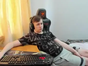 Chaturbate Adult Video Chat of iliaskrislove