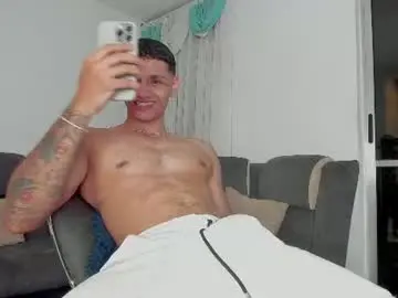 Chaturbate Nude Webcam of davis_alx