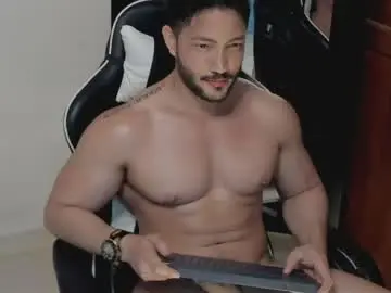 Chaturbate Best live sex cam show of luis_baptista