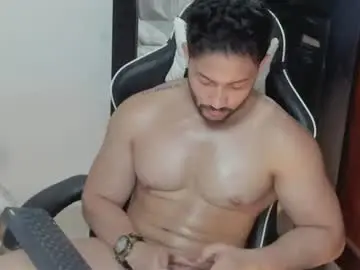 Chaturbate Best live sex cam show of luis_baptista