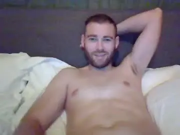Chaturbate Free Porn Cam of tommygun69690