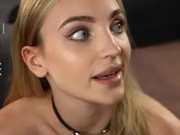 Chaturbate Sex Cam of beckymadsons