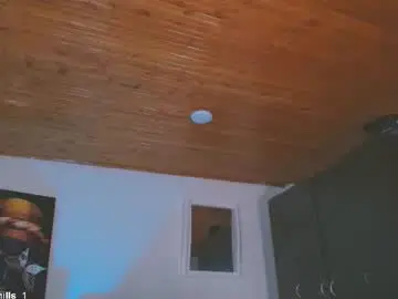 Chaturbate Best live sex cam show of kortneyhills