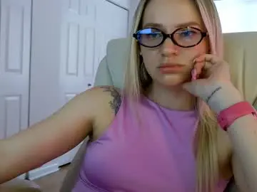 Chaturbate Free Porn Cam of moon_light_girl