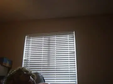 Chaturbate Best live sex cam show of luckylesbians