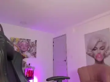 Chaturbate Live Sex Cam of marily_daniela_
