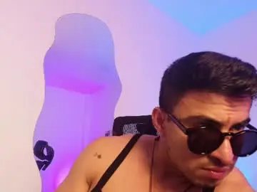 Chaturbate Live Sex of chris_clarck