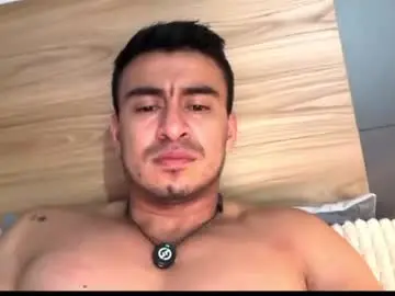 Chaturbate Watch Live Sex Cams of chris_clarck