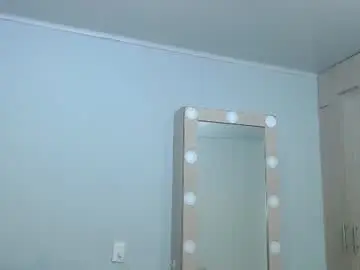 Chaturbate Free Porn Cam of cumb0y_squirtgirl