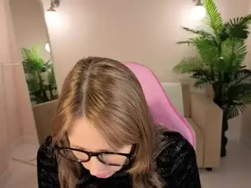 Chaturbate Sex Cam of margo_robbbie